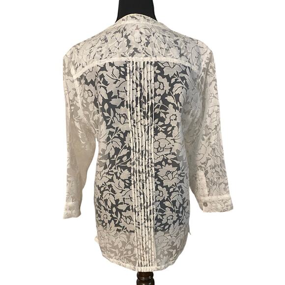 White Unconventional Lace Sheer Tunic w/ Mother of Pearl Buttons (M) Linen Blend - Picture 2 of 10